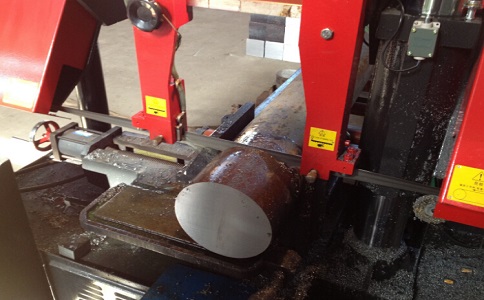 洪江卧式带锯床加工时出现明显振荡如何排查？